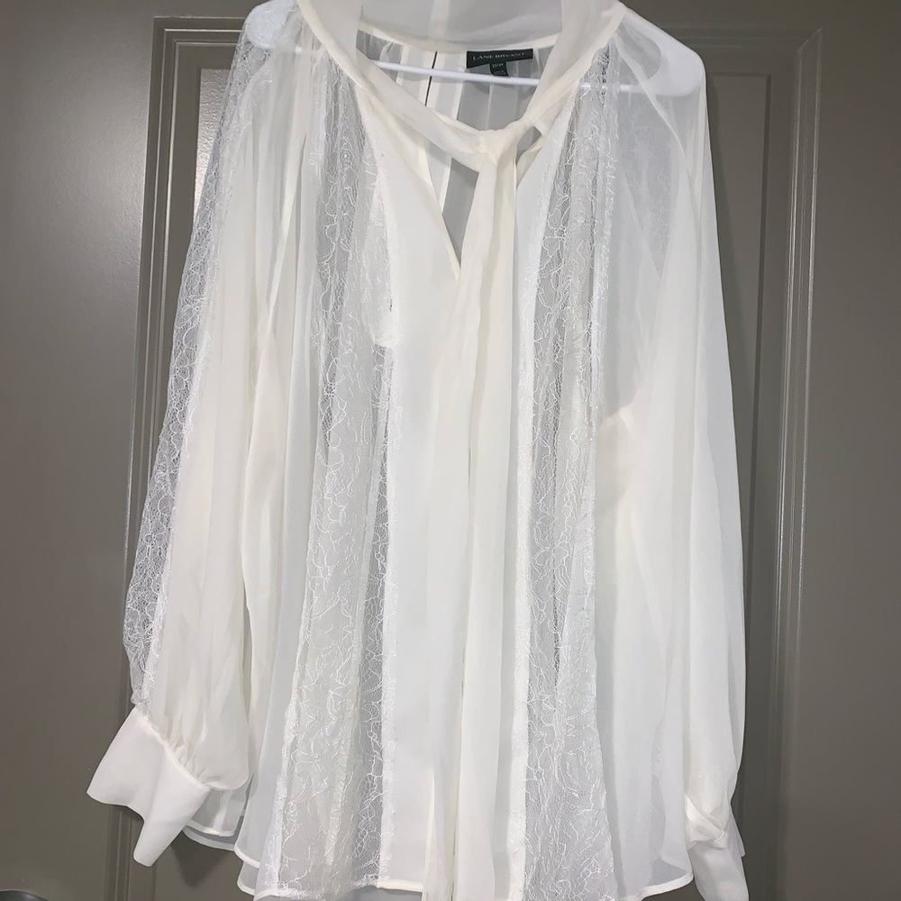 Lanebryant White Top with lace!